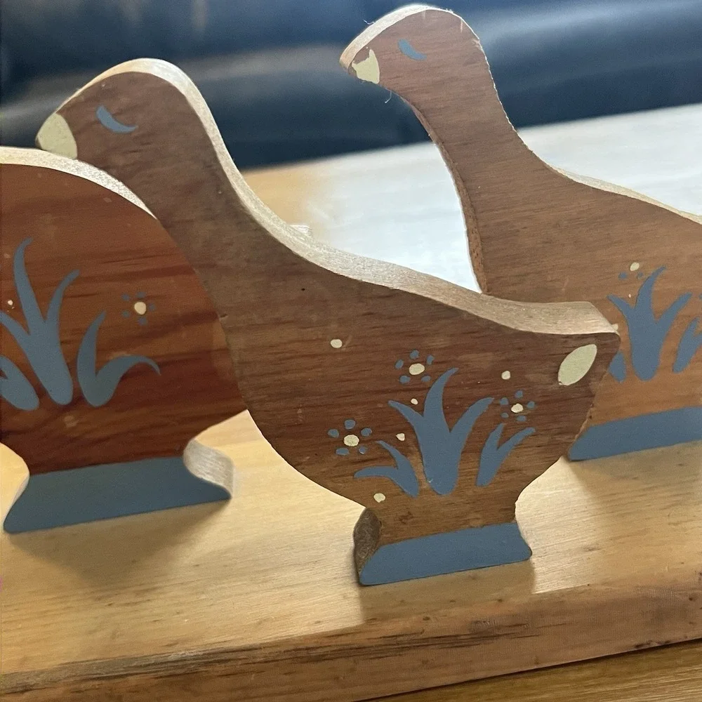 Vintage Wooden Duck Family Figurine Hand Painted Folk Art Decor Country Cottage‎